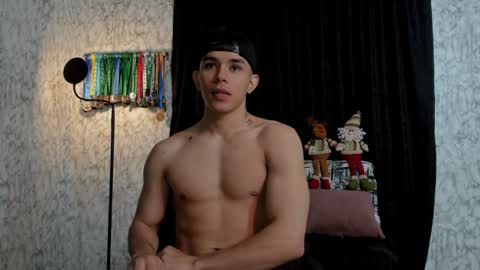 Im Jouliano online show from 12, 12, 2024