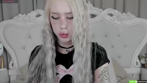 Joy Barker online show from 8, 11, 2025