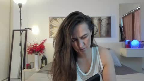 Snapshot of joycasidy chatting on 18, 9, 2025 CassidyJoy online show from 18, 9, 2025
