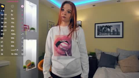 Snapshot of joyce_energy chatting on 15, 12, 2025 Joyce online show from 15, 12, 2025