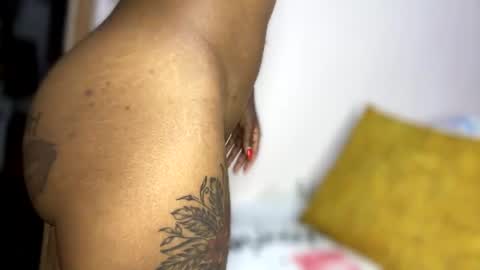 Butterflyass online show from 25, 2, 2025