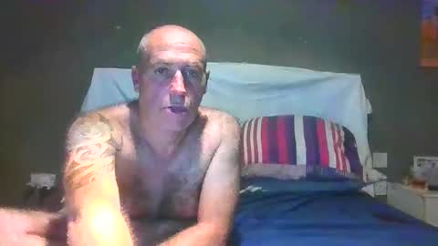 Snapshot of jrkfurnitureinstallations chatting on 31, 3, 2026 Naughty Couple online show from 31, 3, 2026