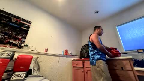 Snapshot of jsmoothest93 chatting on 24, 2, 2025 CarmelPapi93 online show from 24, 2, 2025