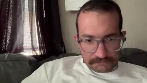 Snapshot of jsteinjohn chatting on 28, 10, 2025 jsteinjohn online show from 28, 10, 2025