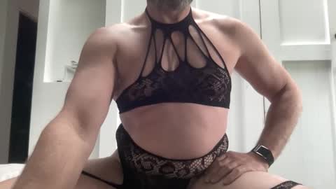 Just Enjoy the Show online show from 9, 5, 2026