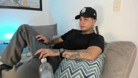 Snapshot of juan_alvarez18 chatting on 13, 9, 2025 juan_alvarez18 online show from 13, 9, 2025