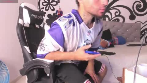 Snapshot of juan_bruce chatting on 29, 9, 2025 juan online show from 29, 9, 2025