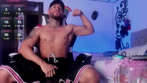 Snapshot of juan_bruce chatting on 3, 11, 2025 juan online show from 3, 11, 2025