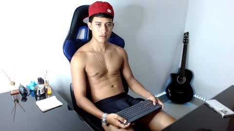 Snapshot of juan_da01 chatting on 11, 1, 2025 JuanDa online show from 11, 1, 2025