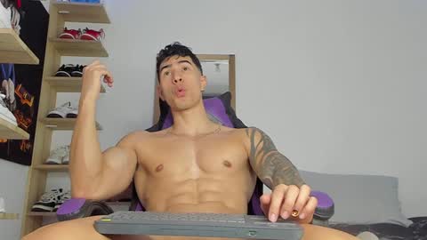 Snapshot of juan_fit2024 chatting on 6, 12, 2024 juan online show from 6, 12, 2024