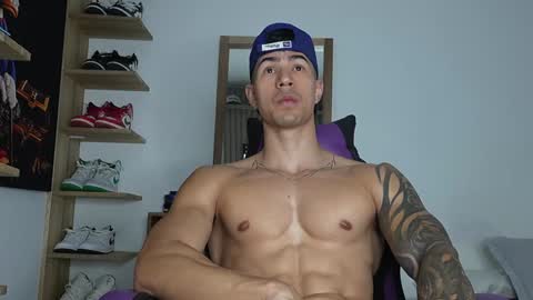 Snapshot of juan_fit2024 chatting on 15, 12, 2024 juan online show from 15, 12, 2024