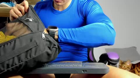 Snapshot of juan_fit2024 chatting on 21, 12, 2024 juan online show from 21, 12, 2024