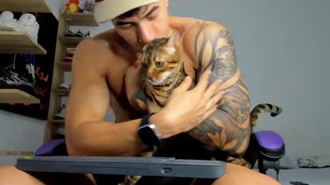 Snapshot of juan_fit2024 chatting on 26, 2, 2025 juan online show from 26, 2, 2025