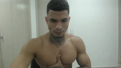 juan_gomez_1 online show from 16, 12, 2024