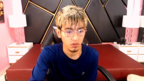 Snapshot of juan_saul1 chatting on 21, 4, 2026 juan_saul1 online show from 21, 4, 2026