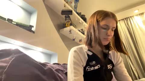 Lola online show from 2, 11, 2025