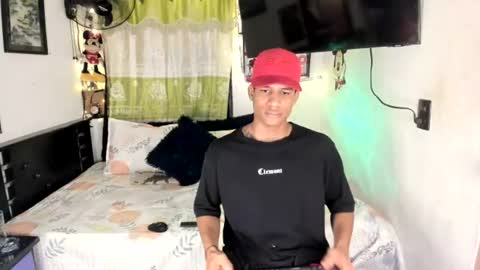 Snapshot of juanbigcock21cm chatting on 15, 6, 2026 juan jose online show from 15, 6, 2026