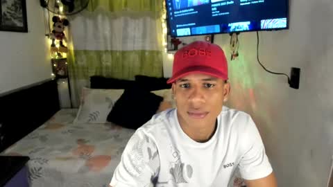 Snapshot of juanbigcock21cm chatting on 19, 6, 2026 juan jose online show from 19, 6, 2026