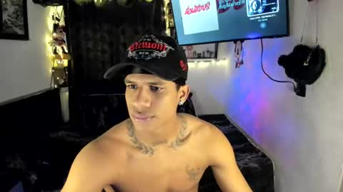 Snapshot of juanbigcock21cm chatting on 15, 7, 2026 juan jose online show from 15, 7, 2026