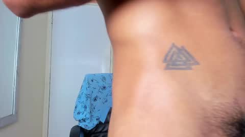 Juan Esteban online show from 11, 3, 2025