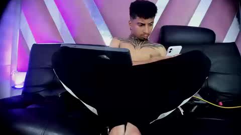 juancamilo66_ online show from 20, 3, 2026