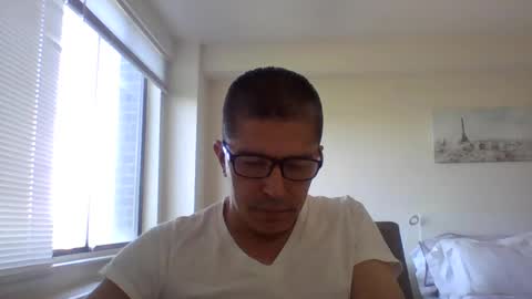 Snapshot of juanearth1 chatting on 9, 6, 2026 juanearth1 online show from 9, 6, 2026