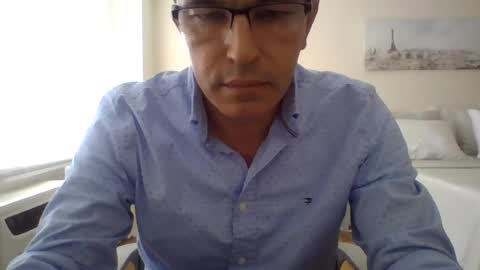 Snapshot of juanearth1 chatting on 6, 8, 2026 juanearth1 online show from 6, 8, 2026