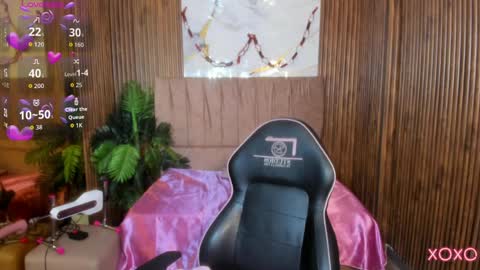 JUANITA online show from 9, 4, 2026