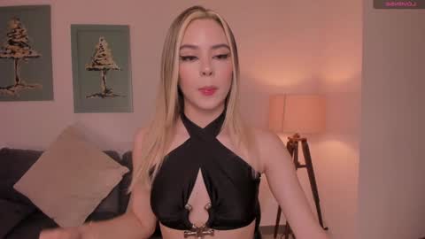 Snapshot of juanitaclay chatting on 4, 1, 2025 Juanita Clay online show from 4, 1, 2025
