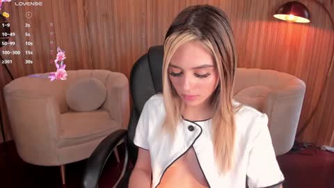 Snapshot of juanitaclay chatting on 21, 1, 2025 Juanita Clay online show from 21, 1, 2025