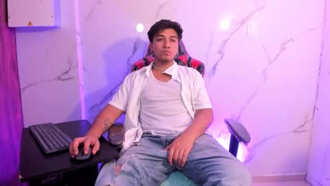 Snapshot of juanmechanic chatting on 16, 12, 2025 JUAN online show from 16, 12, 2025