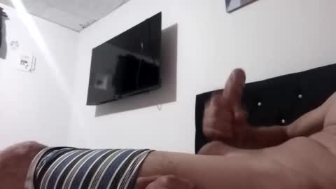 Snapshot of juanpinguin chatting on 1, 2, 2025 juanpinguin online show from 1, 2, 2025