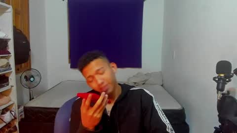 Snapshot of juansw66 chatting on 22, 10, 2025 juansw66 online show from 22, 10, 2025