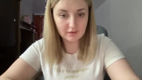 Snapshot of judevalenti chatting on 6, 3, 2025 JudeValenti online show from 6, 3, 2025
