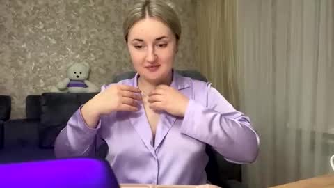 JudeValenti online show from 23, 10, 2025