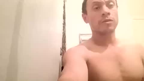 Snapshot of jugg2 chatting on 18, 11, 2025 Jugg online show from 18, 11, 2025