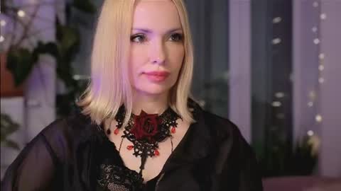 Snapshot of jugoddess chatting on 7, 7, 2026 Goddess Julia online show from 7, 7, 2026