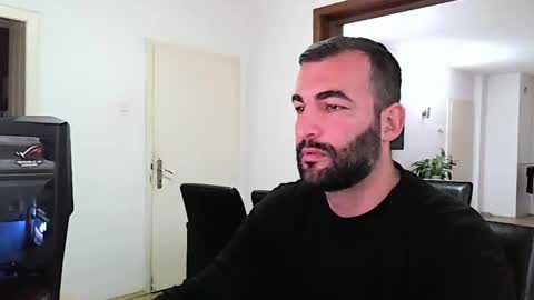 CoupleJuice online show from 4, 1, 2025