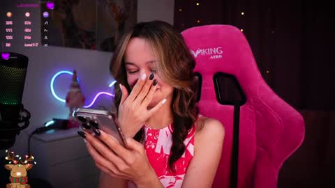 Snapshot of juicy___angel chatting on 4, 12, 2024 Angelina online show from 4, 12, 2024