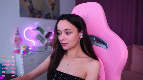 Snapshot of juicy___angel chatting on 15, 10, 2025 Angelina online show from 15, 10, 2025