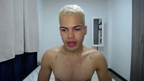 Snapshot of juicy_boy22 chatting on 17, 12, 2025 Miguel online show from 17, 12, 2025