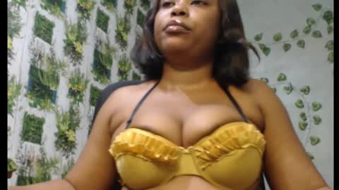 Snapshot of juicy_gold22 chatting on 13, 1, 2025 Mariagold online show from 13, 1, 2025