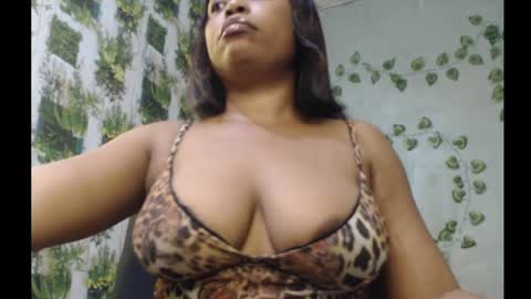 Snapshot of juicy_gold22 chatting on 18, 1, 2025 Mariagold online show from 18, 1, 2025
