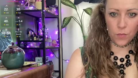 Snapshot of juicy_jussy chatting on 6, 4, 2026 juicy_jussy online show from 6, 4, 2026