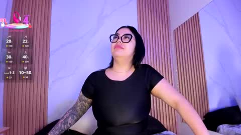 Juicy online show from 5, 11, 2025