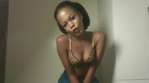 Juicey lovely online show from 16, 3, 2026