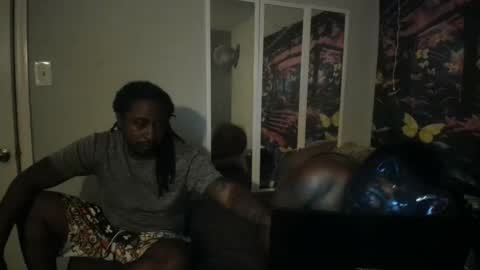 Snapshot of juicyanddaddy chatting on 1, 6, 2026 Ask online show from 1, 6, 2026