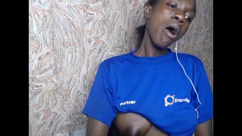 queen online show from 3, 2, 2025