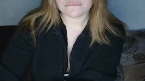 Snapshot of juicycherry99 chatting on 3, 12, 2024 juicycherry99 online show from 3, 12, 2024