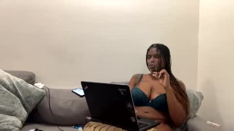 JuicyExotic online show from 26, 2, 2025